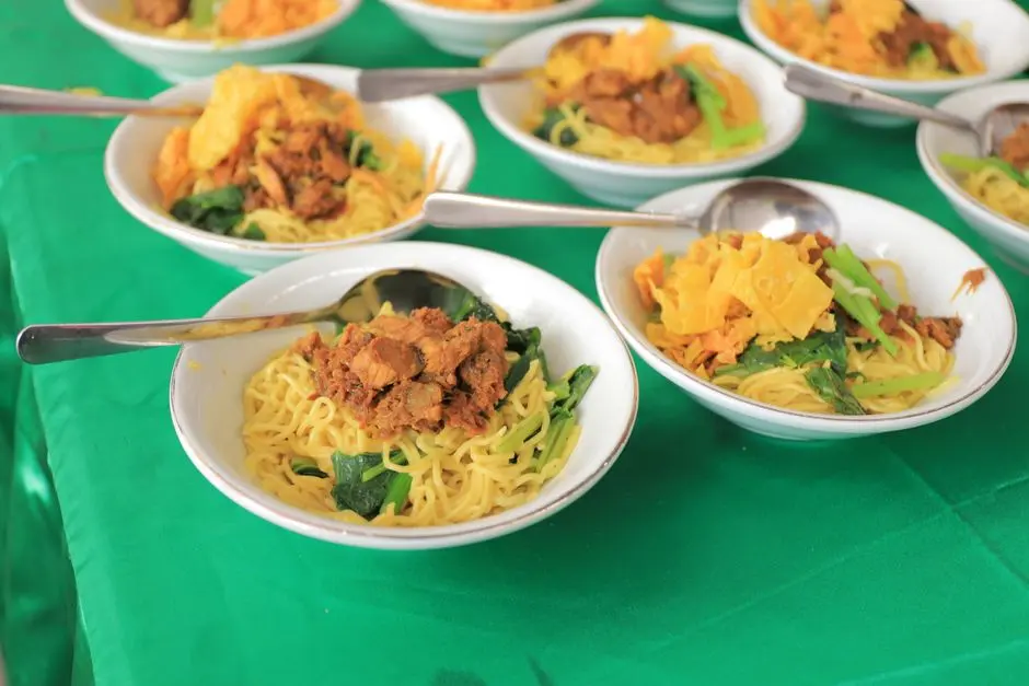 Mengapa Suatu Makanan Bisa Terasa Enak? Sebuah Eksplorasi dari Rantau
